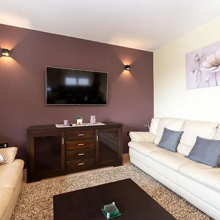 Apartment Monti