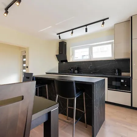 Monti Apartment *